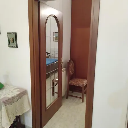 Vico Xi Lungomare Caboto , 13 P.1 I.1 Apartment