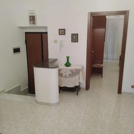 Apartment Vico Xi Lungomare Caboto , 13 P.1 I.1