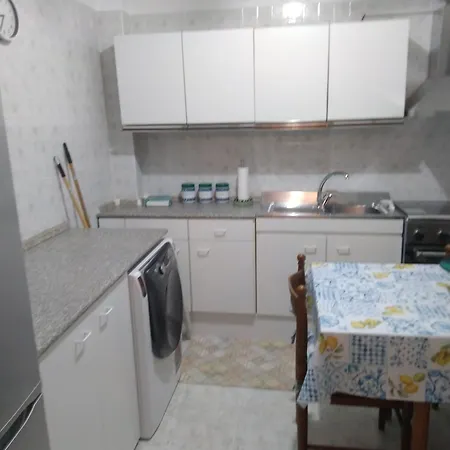 Vico Xi Lungomare Caboto , 13 P.1 I.1 Apartment *